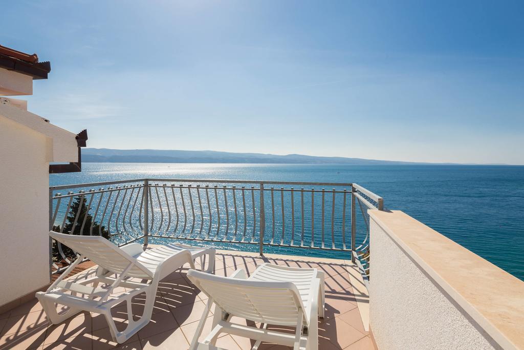 Beach Penthouse Diamond Omis Exterior photo