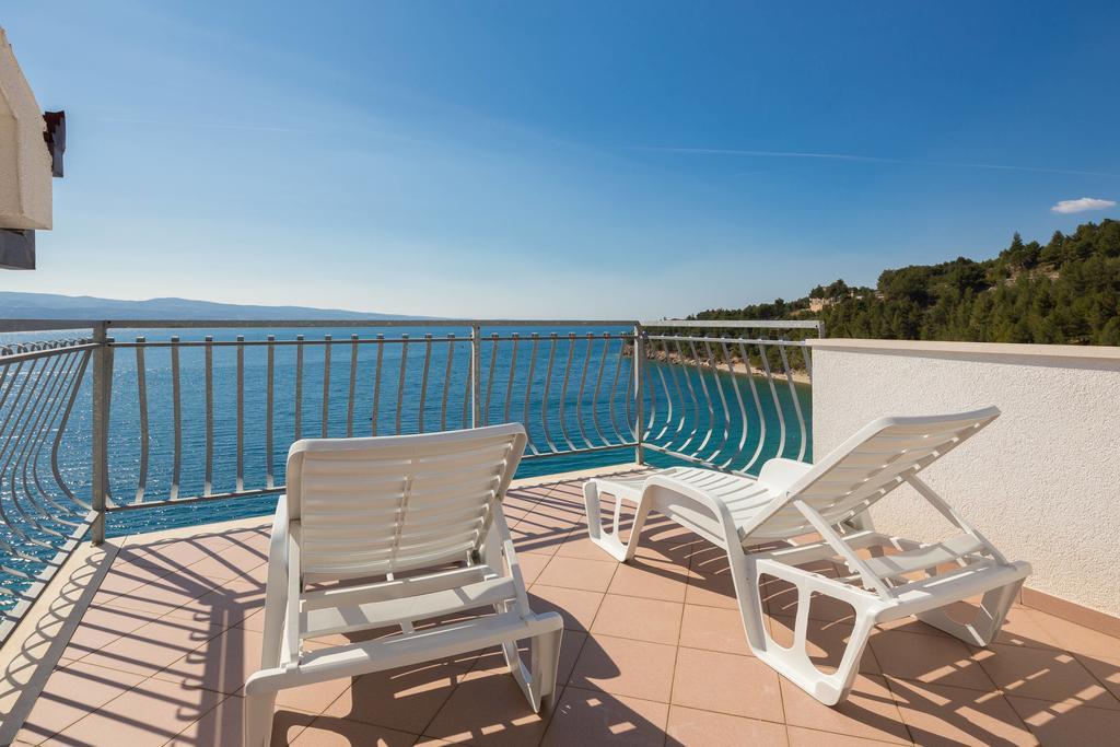 Beach Penthouse Diamond Omis Exterior photo